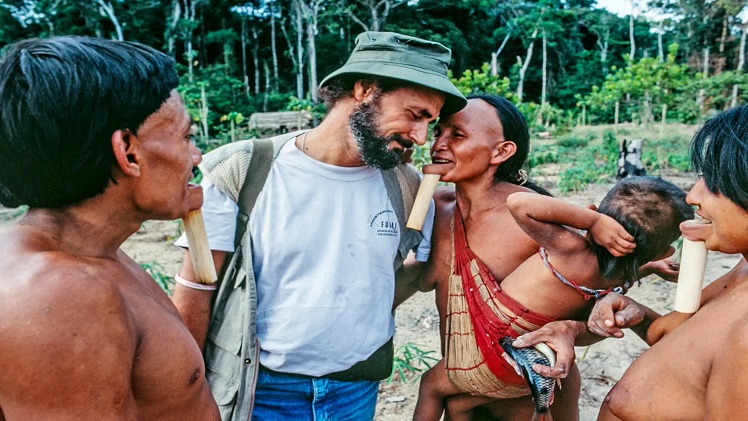 How to Get Acquainted with Natives in a Strange Land