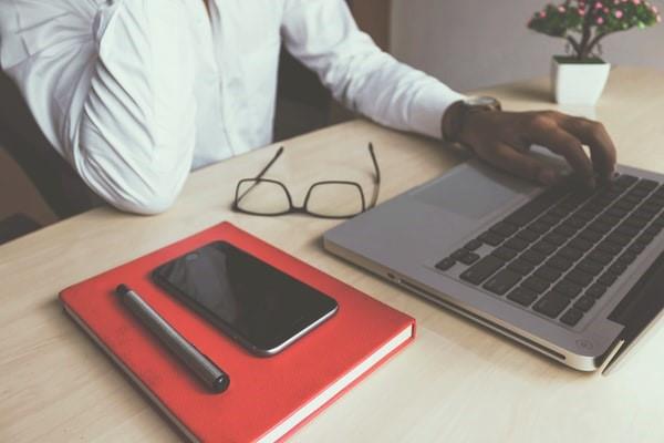 The Basics of Business Intelligence and Data Analysis